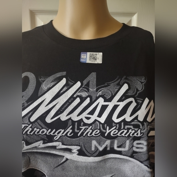 Nwot men's Ford Official licensed product size medium 1964 ford mustang … - Picture 2 of 7